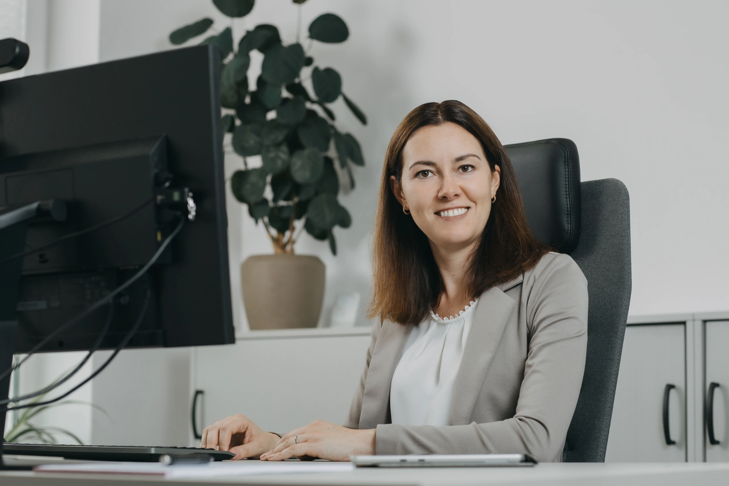 Tatjana bartl steuerberaterin arbeitsplatz 02